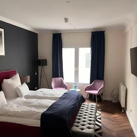 Schlosshotel Rheinsberg Hotel *
