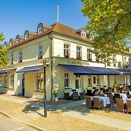 Schlosshotel Rheinsberg Hotel *