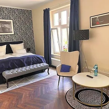 Schlosshotel Rheinsberg Hotel *